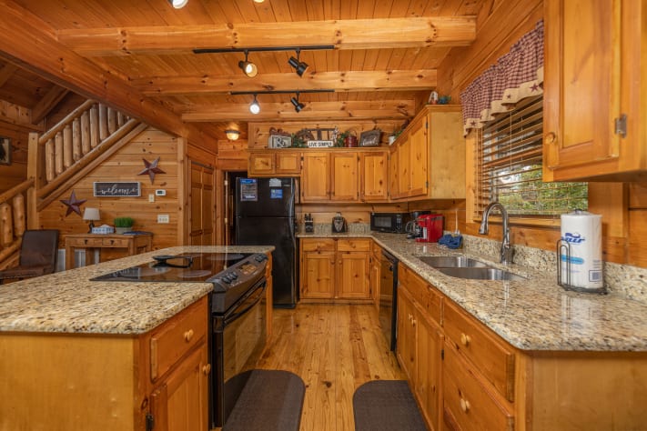 Pigeon Forge, Tennessee Cabin Rental - Gallery Image #8