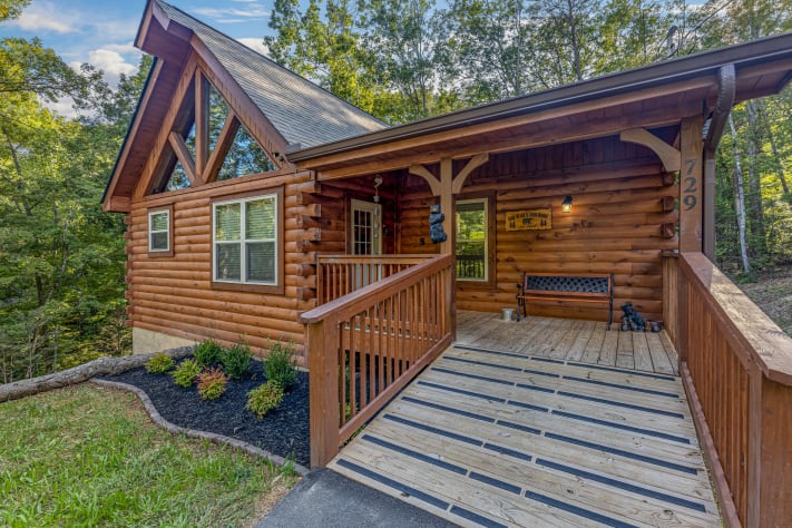 Pigeon Forge, Tennessee Cabin Rental - Gallery Image #2