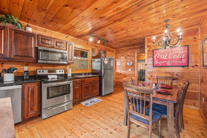 Gatlinburg, Tennessee Cabin Rental - Gallery Image #6