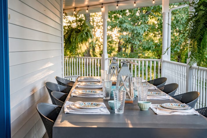 Outdoor dining table  Sevierville, Tennessee Cabin Rental - Gallery Image #26