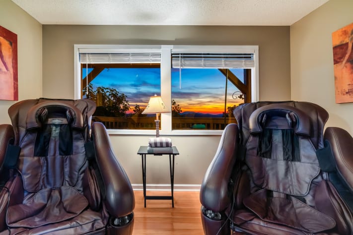 Massage Chairs Gatlinburg, Tennessee Chalet Rental - Gallery Image #3