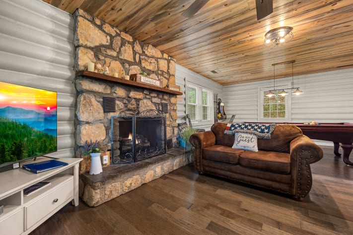 Pigeon Forge, Tennessee Cabin Rental - Gallery Image #8