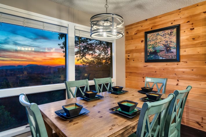 Kitchen Table Gatlinburg, Tennessee Chalet Rental - Gallery Image #11