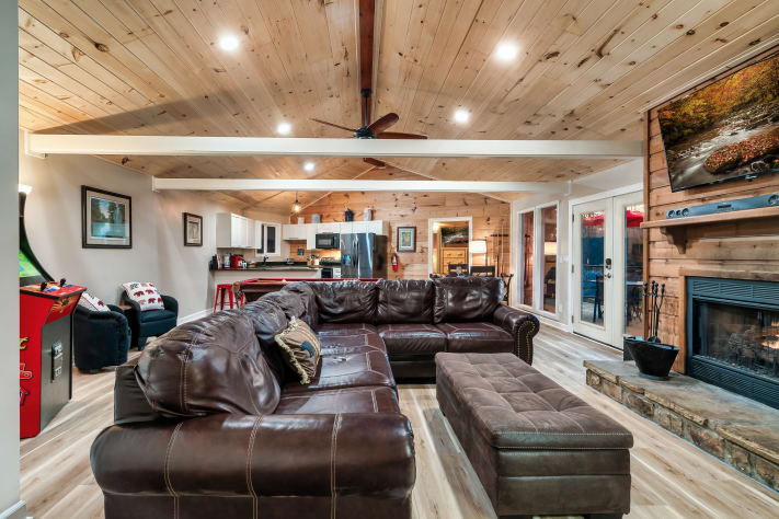 Sevierville, Tennessee Cabin Rental - Gallery Image #12
