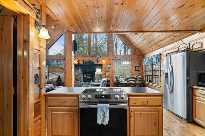 Sevierville, Tennessee Cabin Rental - Gallery Image #12