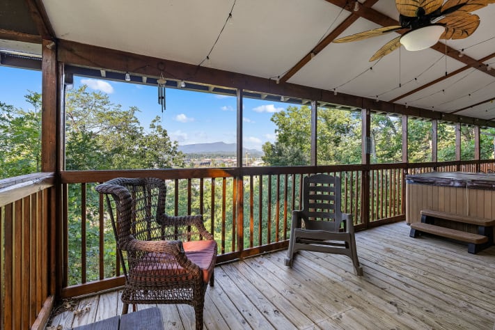 Pigeon Forge, Tennessee Cabin Rental - Gallery Image #11