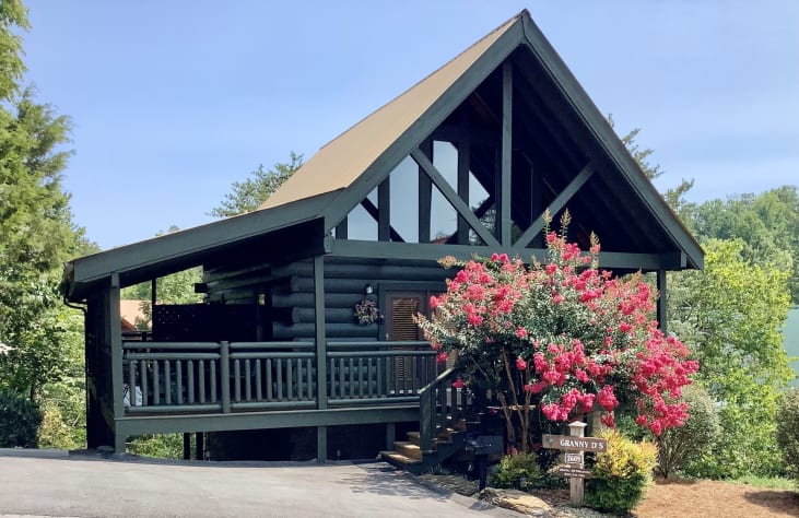 Pigeon Forge, Tennessee Cabin Rental - Gallery Image #1