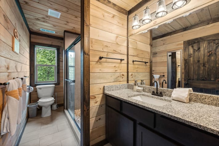 Gatlinburg, Tennessee Cabin Rental - Gallery Image #24