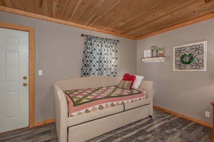 Pigeon Forge, Tennessee Cabin Rental - Gallery Image #11