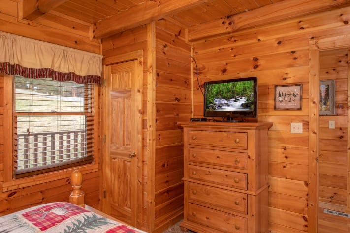 Pigeon Forge, Tennessee Cabin Rental - Gallery Image #12