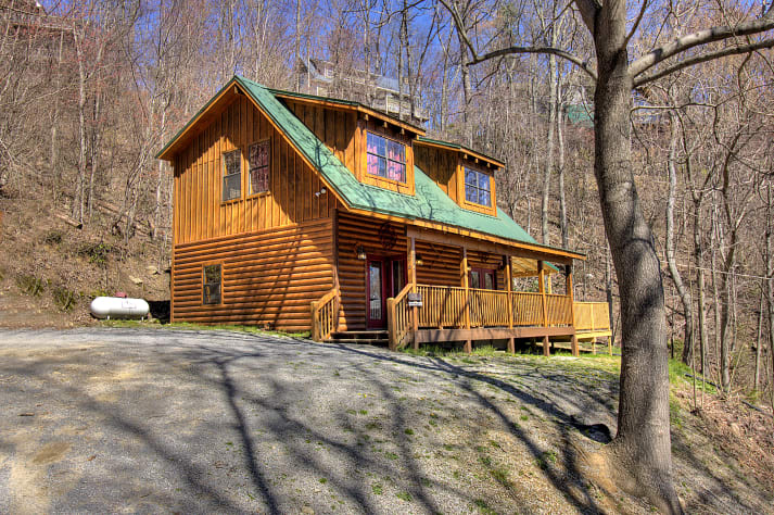 plenty of parking Gatlinburg, Tennessee Cabin Rental - Gallery Image #7