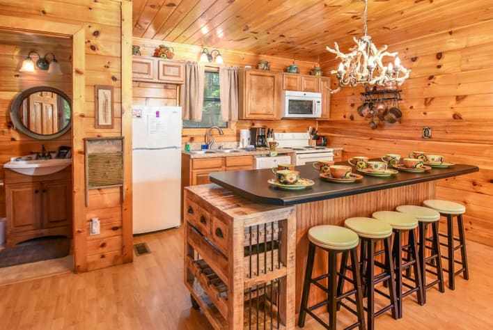 Permanent Vacation - Kitchen - Smoky Mountain Honeymoon Cabin Sevierville, Tennessee Cabin Rental - Gallery Image #29