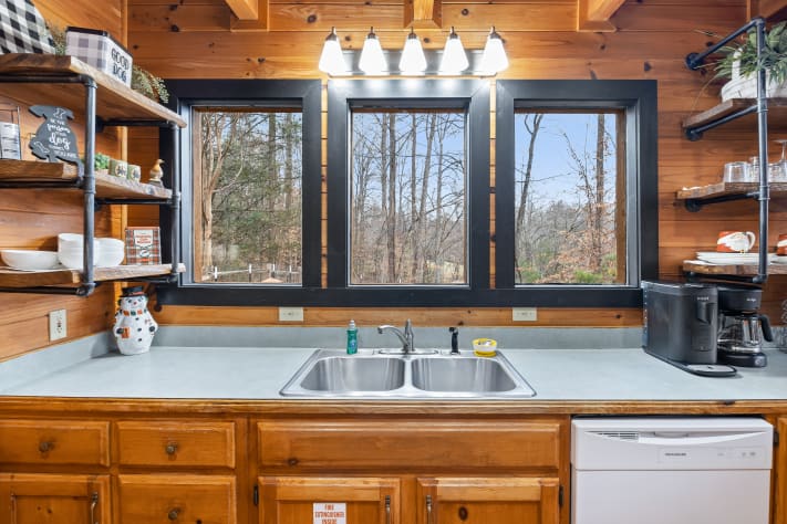 Pigeon Forge, Tennessee Cabin Rental - Gallery Image #12