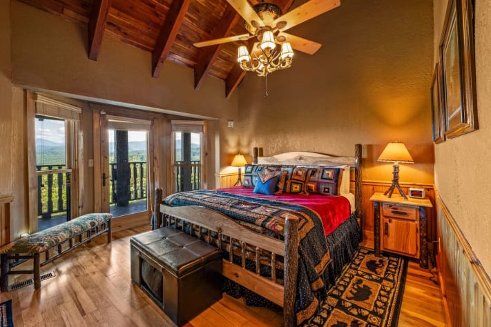 Main Level King Bedroom Gatlinburg, Tennessee Cabin Rental - Gallery Image #29