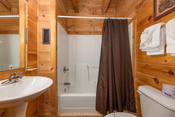 Gatlinburg, Tennessee Cabin Rental - Gallery Image #16