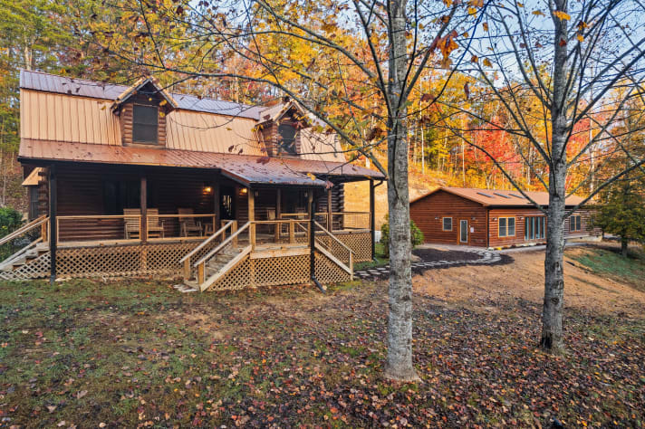 Main Cabin and Clubhouse Sevierville, Tennessee Cabin Rental - Gallery Image #5