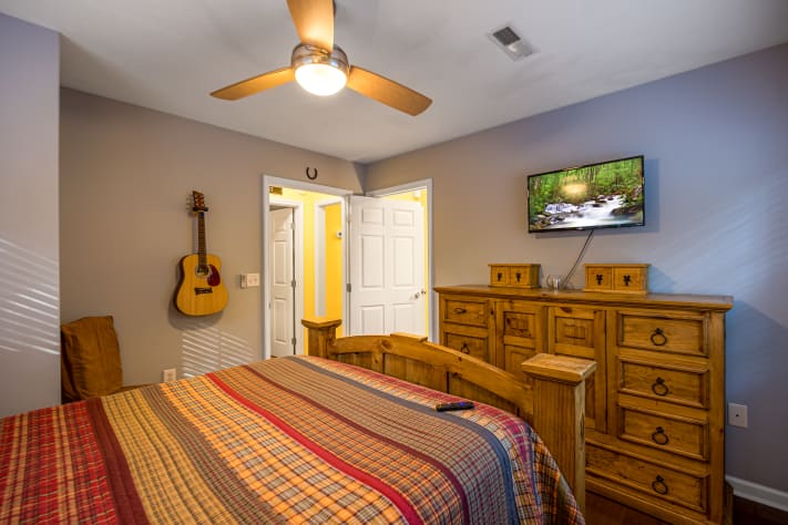 Pigeon Forge, Tennessee Cabin Rental - Gallery Image #20
