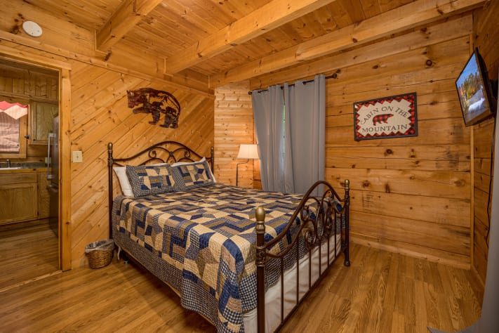 Gatlinburg, Tennessee Cabin Rental - Gallery Image #16