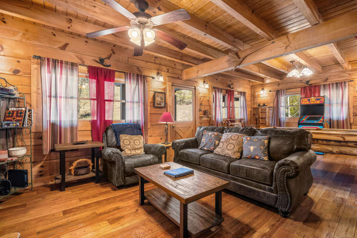 Pigeon Forge, Tennessee Cabin Rental - Gallery Image #4