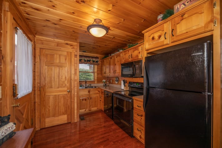 Pigeon Forge, Tennessee Cabin Rental - Gallery Image #5