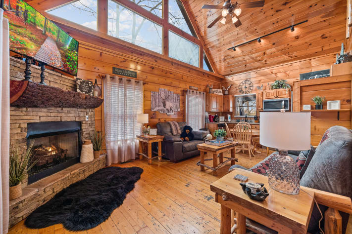 Gatlinburg, Tennessee Cabin Rental - Gallery Image #2