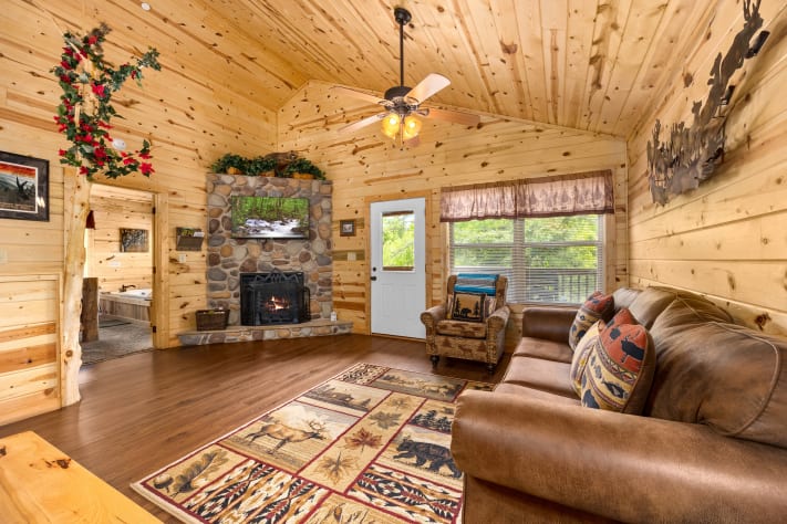 Pigeon Forge, Tennessee Cabin Rental - Gallery Image #9