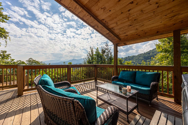 Gatlinburg, Tennessee Chalet Rental - Gallery Image #1