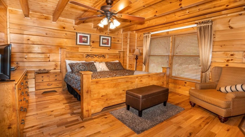 Pigeon Forge, Tennessee Cabin Rental - Gallery Image #11