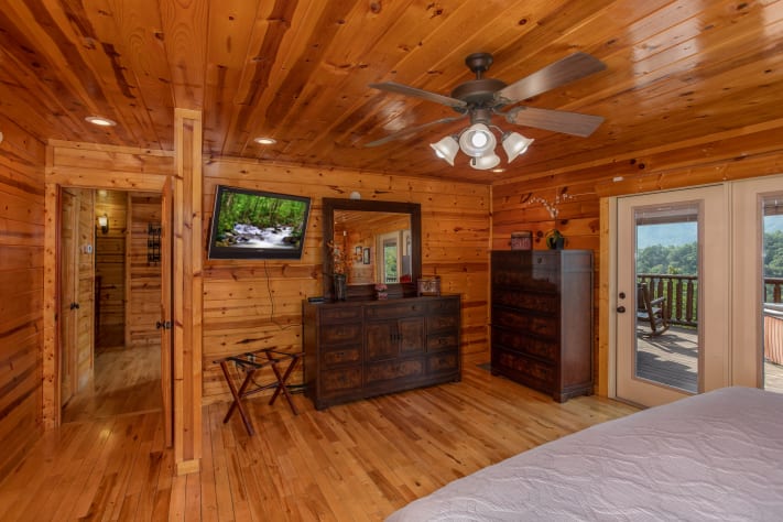 Pigeon Forge, Tennessee Cabin Rental - Gallery Image #15