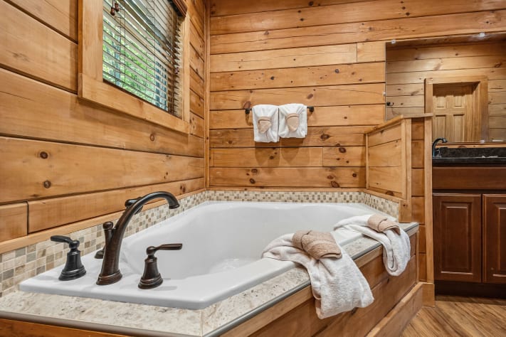 Gatlinburg, Tennessee Cabin Rental - Gallery Image #23