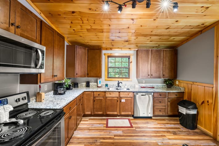Gatlinburg, Tennessee Cabin Rental - Gallery Image #9