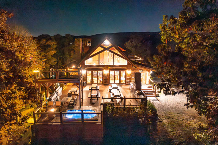 Newly expanded deck with 9  person hot tub Pigeon Forge, Tennessee Cabin Rental - Gallery Image #1