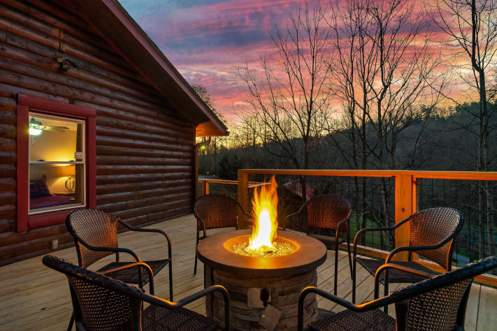 Sevierville, Tennessee Cabin Rental - Gallery Image #1