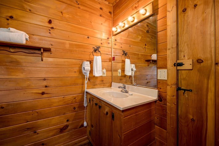 Gatlinburg, Tennessee Cabin Rental - Gallery Image #9