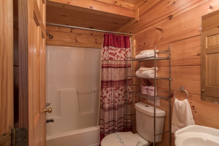 Pigeon Forge, Tennessee Cabin Rental - Gallery Image #11