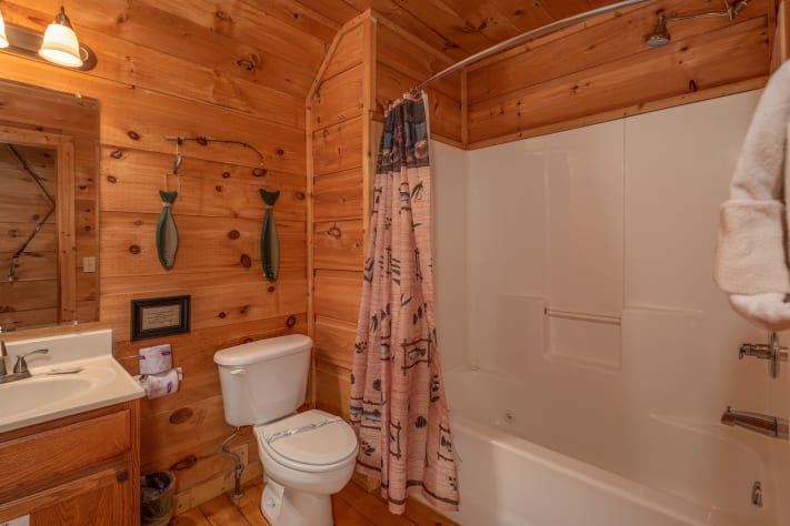 Gatlinburg, Tennessee Cabin Rental - Gallery Image #16