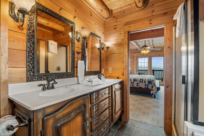 Gatlinburg, Tennessee Cabin Rental - Gallery Image #16