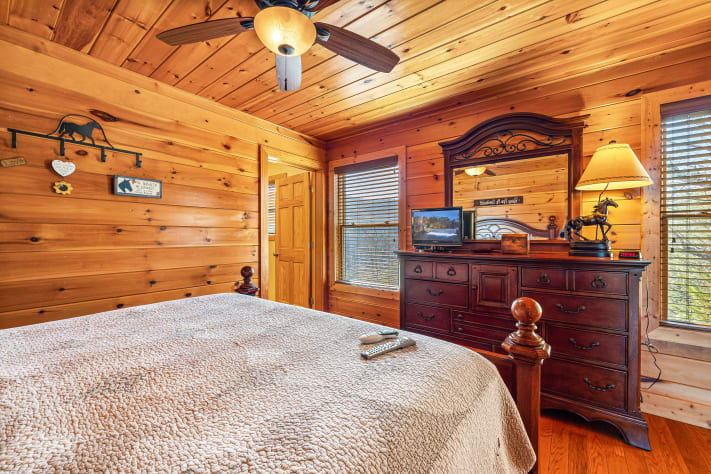 Pigeon Forge, Tennessee Cabin Rental - Gallery Image #15