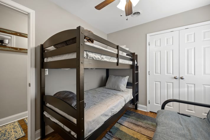 Gatlinburg, Tennessee Chalet Rental - Gallery Image #17