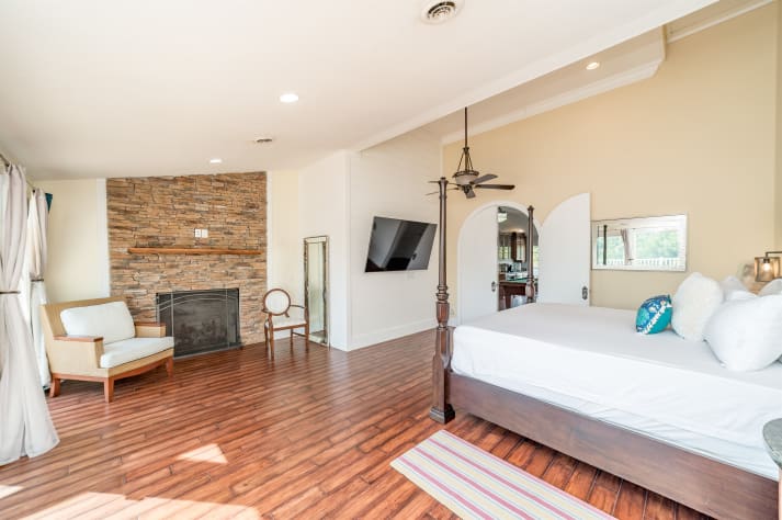 Dandridge, Tennessee Cabin Rental - Gallery Image #32