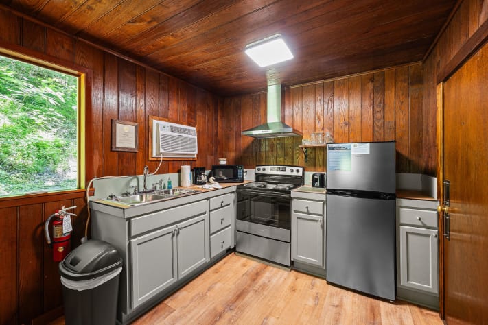 Gatlinburg, Tennessee Cabin Rental - Gallery Image #6