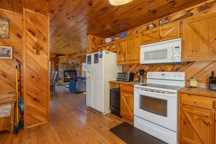 Pigeon Forge, Tennessee Cabin Rental - Gallery Image #5