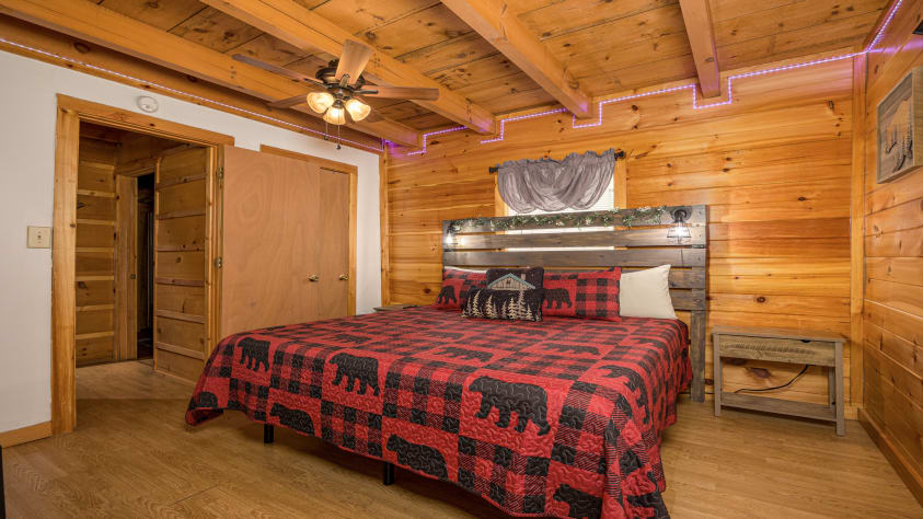 Pigeon Forge, Tennessee Cabin Rental - Gallery Image #7