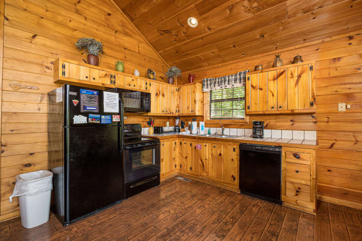 Gatlinburg, Tennessee Cabin Rental - Gallery Image #6