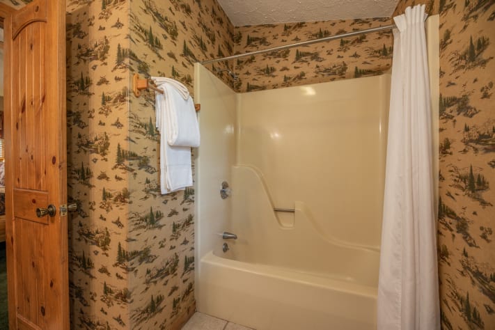 Pigeon Forge, Tennessee Cabin Rental - Gallery Image #12