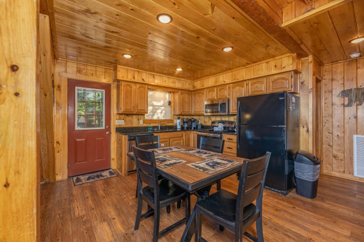 Pigeon Forge, Tennessee Cabin Rental - Gallery Image #7