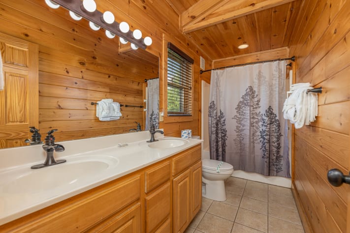 Pigeon Forge, Tennessee Cabin Rental - Gallery Image #19