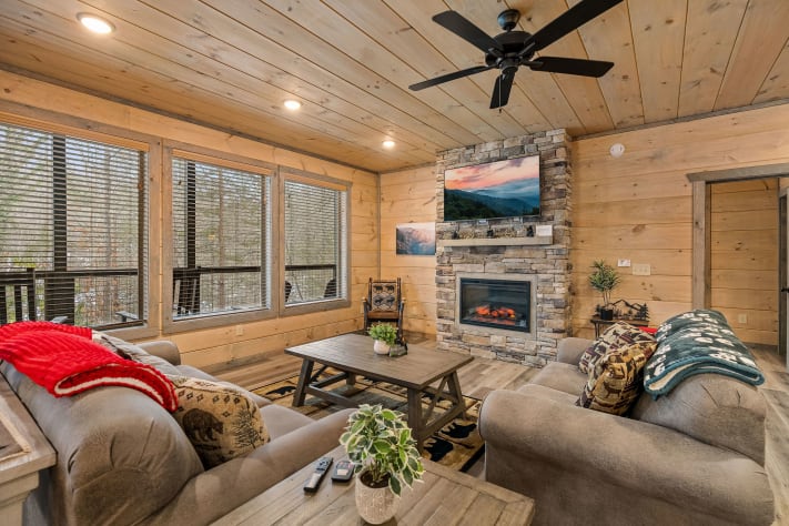 Pigeon Forge, Tennessee Cabin Rental - Gallery Image #4