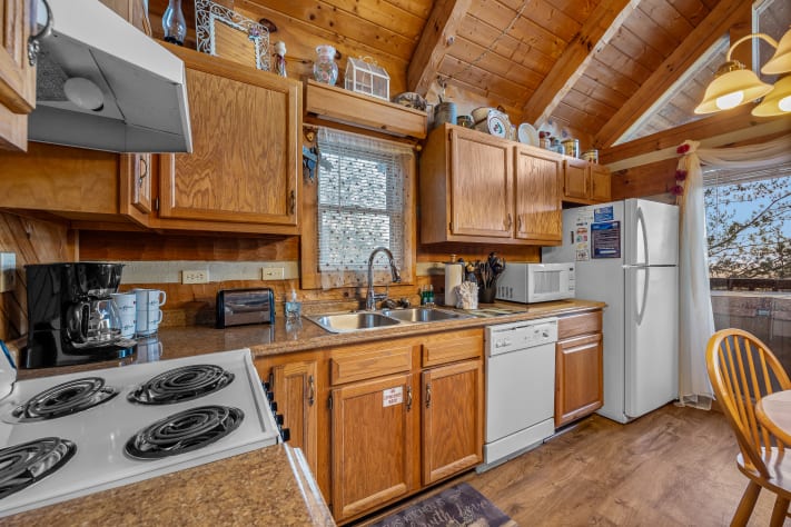Pigeon Forge, Tennessee Cabin Rental - Gallery Image #11