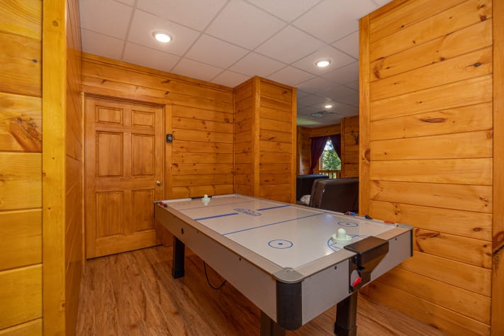 Pigeon Forge, Tennessee Cabin Rental - Gallery Image #22